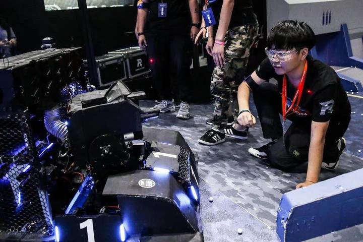 19对抗赛13