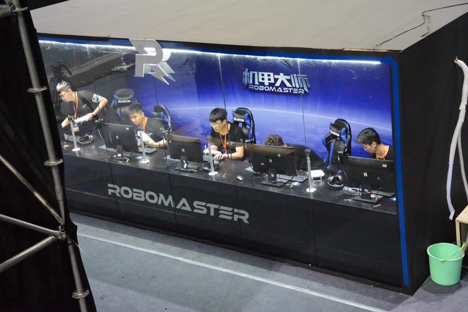 18对抗赛08